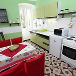 Santin 아파트 *