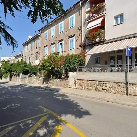 Santin Διαμέρισμα *