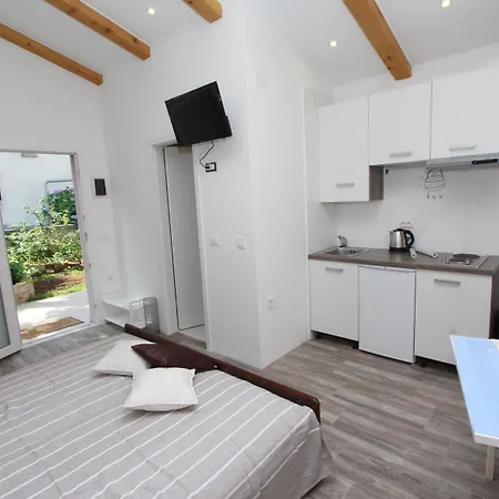 Santin Apartman *