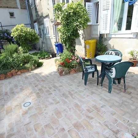 Apartment Santin *